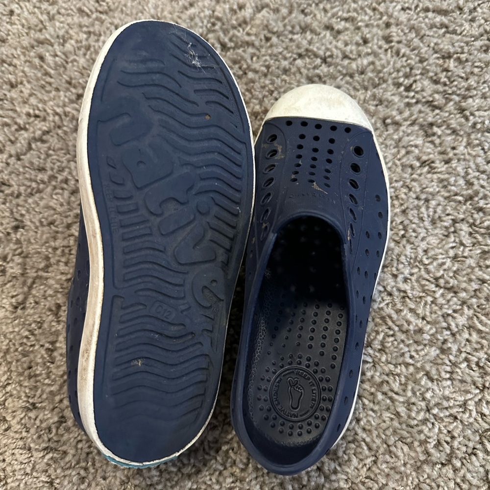 Native Shoe Bundle - Picture 2 of 4